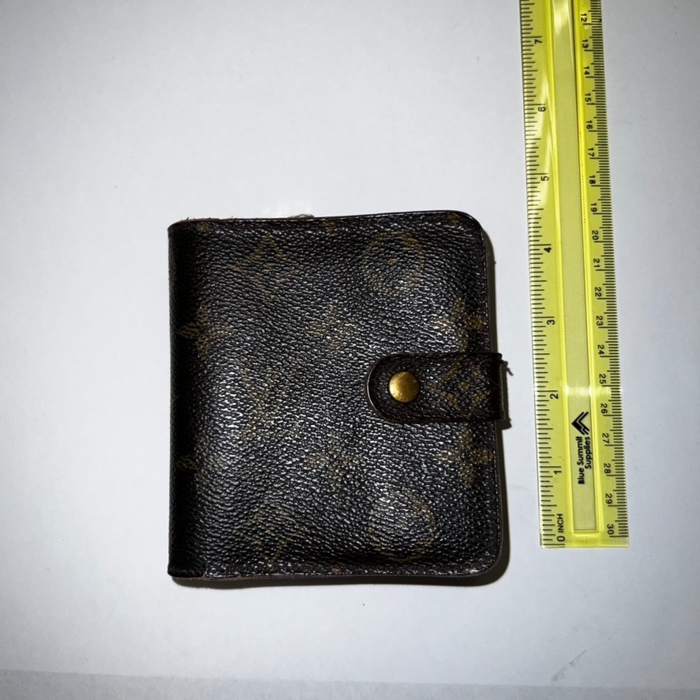 Louis Vuitton Monogram Wallet